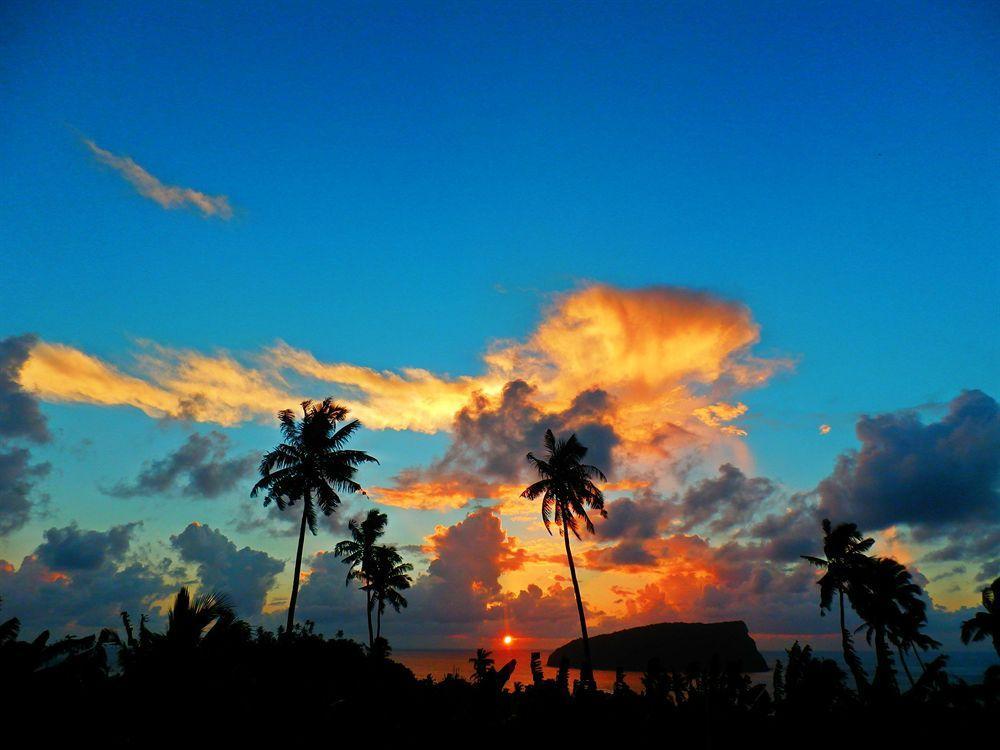 Taufua Beach Fales Lalomanu ภายนอก รูปภาพ