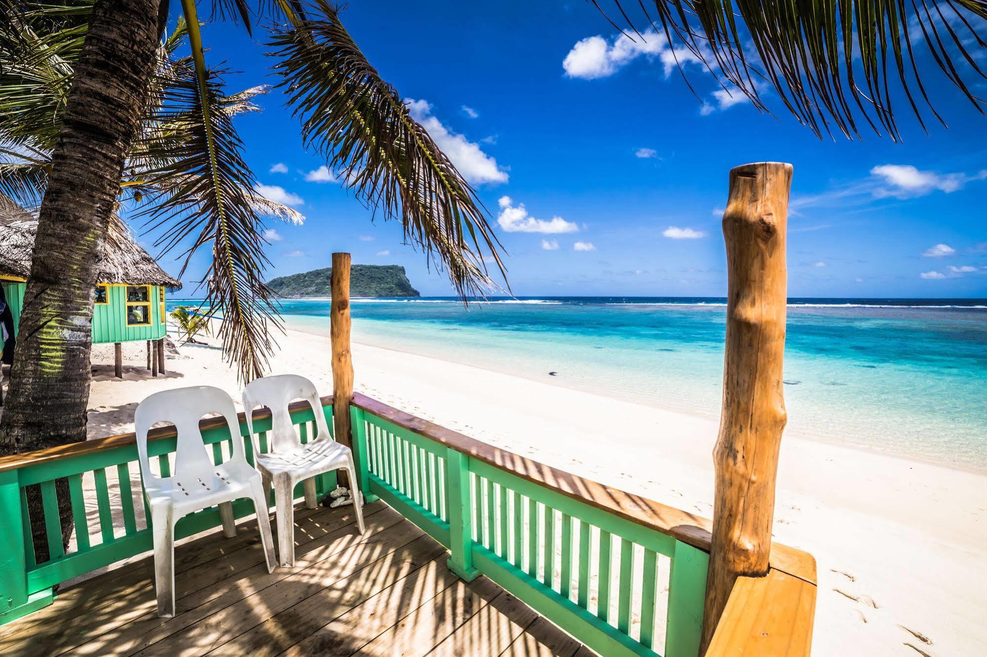 Taufua Beach Fales Lalomanu ภายนอก รูปภาพ